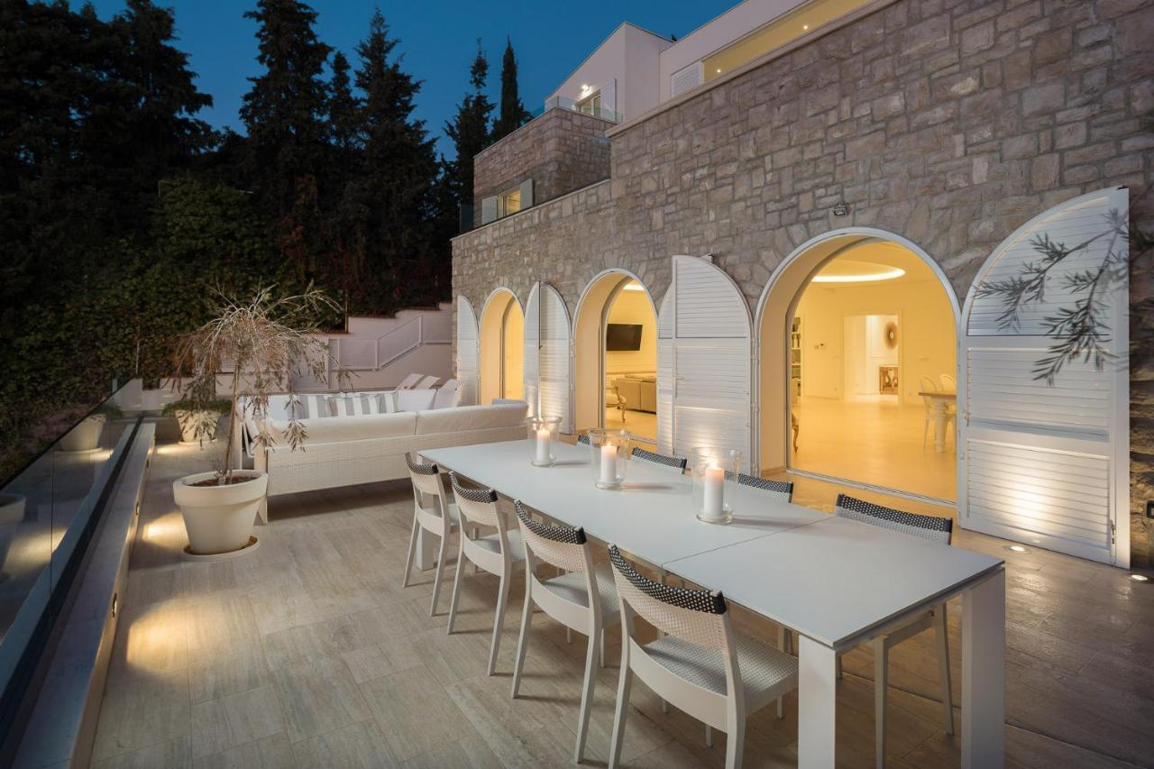 Luxury Seafront Villa Primosten Glamour With Private Pool, Sauna And Gym At The Beach In Primošten Exterior foto